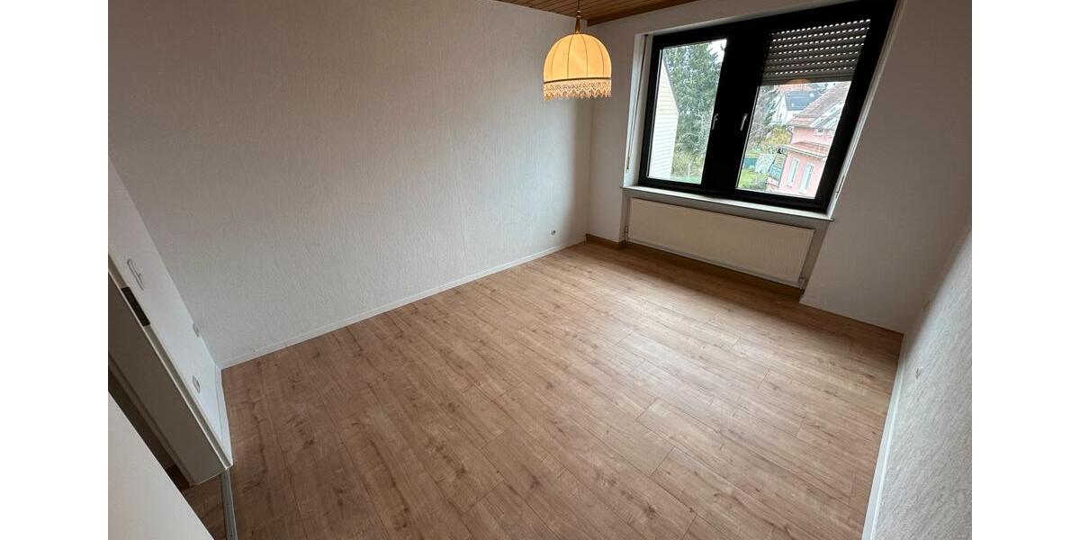 Etagenwohnung Marpingen - 4 Zimmer, 110 m&sup2;, 990&euro; | Angebot:25440198