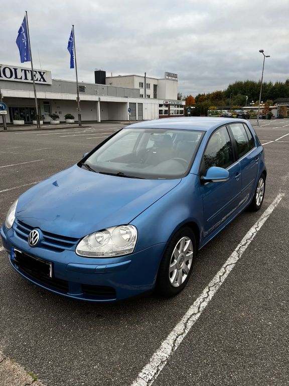 VW Golf 288.500 km 2.200 € Rendsburg 24768