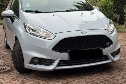 Ford Fiesta 88.000 km 14.700 &euro; Hannover 30159