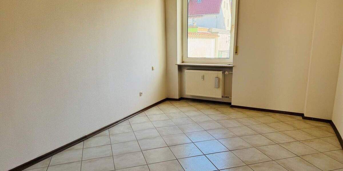 Etagenwohnung Mannheim Käfertal - 3 Zimmer, 85 m&sup2;, 850&euro; | Angebot:24812593