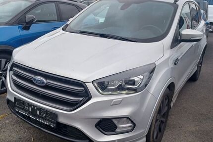 Ford Kuga 73.000 km 17.770 € Wiesau 95676