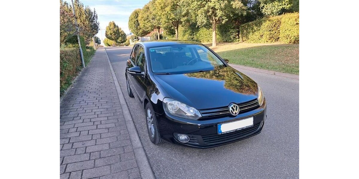 VW Golf 198.000 km 3.599 &euro; Weikersheim 97990