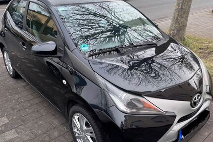Toyota Aygo (X) 96.000 km 6.500 &euro; Neuwied 56564