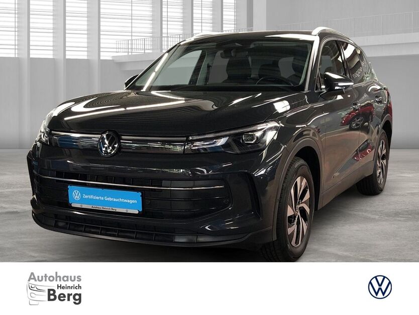 VW Tiguan 10.630 km 32.950 € Oldenburg / Holst. 23758
