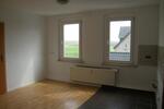 Dachgeschoßwohnung Teuchern - 2 Zimmer, 52 m&sup2;, 260&euro; | Angebot:12003094