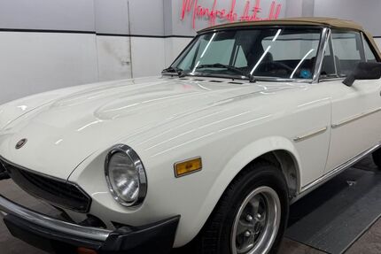 Fiat 124 Spider 98.048 km 17.770 &euro; München 81243