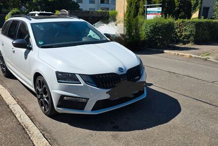 Skoda Octavia 132.000 km 22.000 &euro; PFULLINGEN 72793