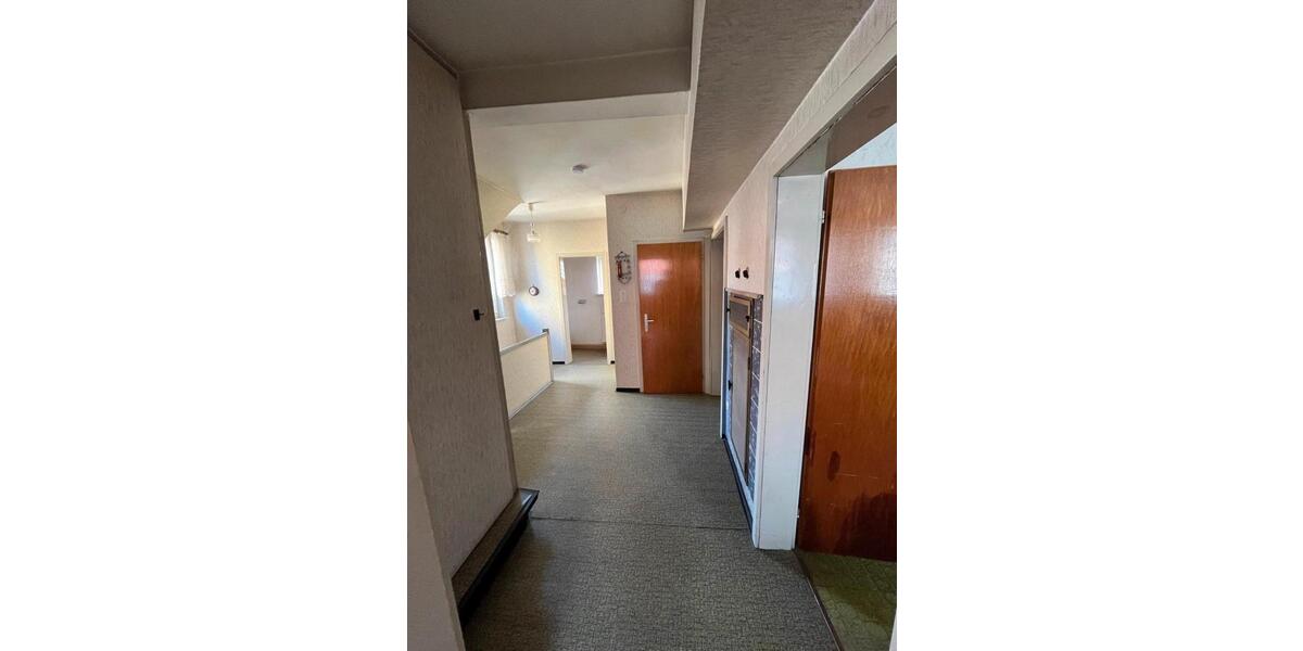 Einfamilienhaus Ostheim vor der Rhön Ostheim v.d.Rhön - 6 Zimmer, 82 m&sup2;, 99.000&euro; | Angebot:24859565