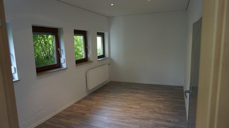 Erdgeschoßwohnung Solms - 2.5 Zimmer, 70 m&sup2;, 700&euro; | Angebot:25341791