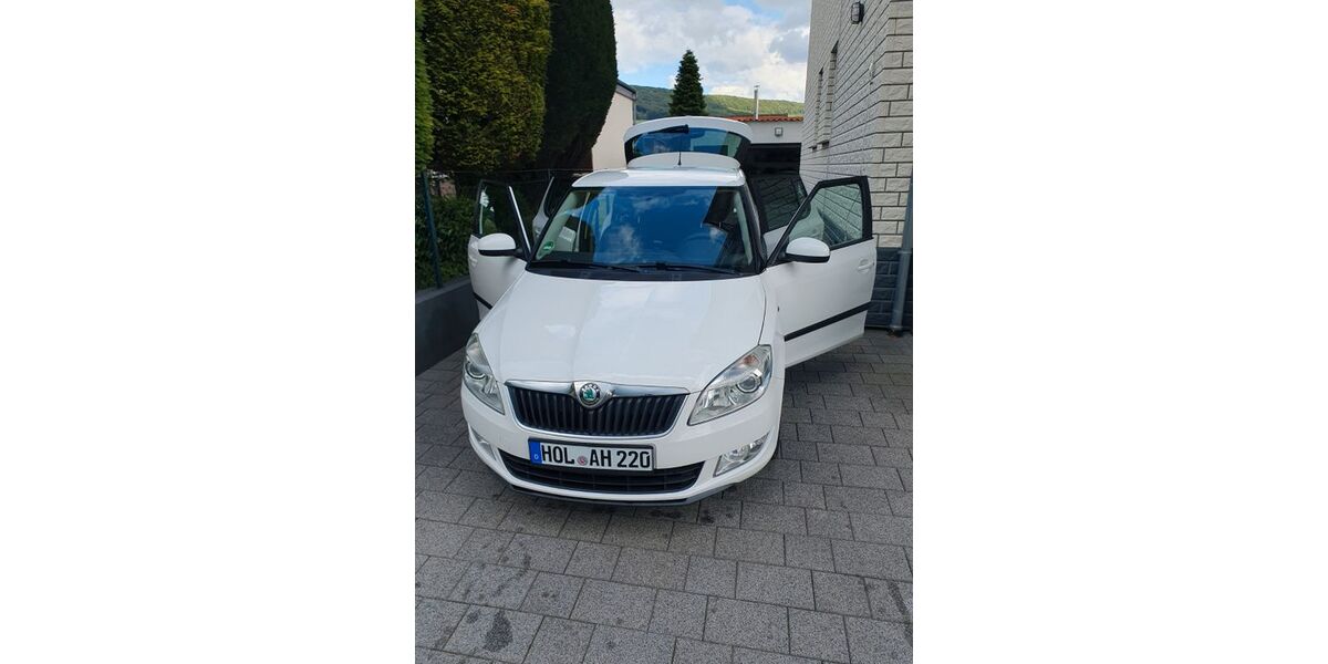 Skoda Fabia 142.700 km 3.900 &euro; Dielmissen 37633