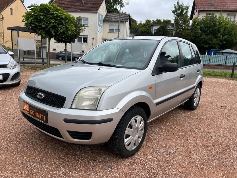 Ford Fusion 152.000 km 2.999 € Schmelz 66839
