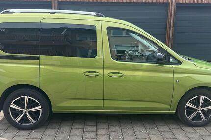 VW Caddy 8.100 km 28.000 &euro; Weismain 96260