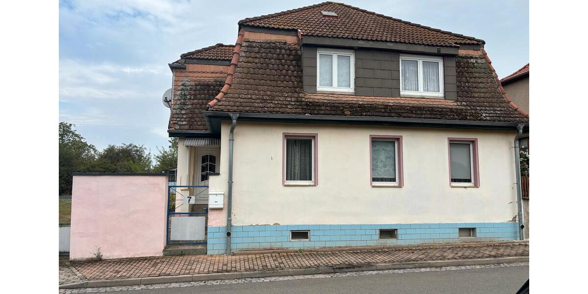 Einfamilienhaus Buttstädt - 5 Zimmer, 160 m&sup2;, 135.000&euro; | Angebot:27247183