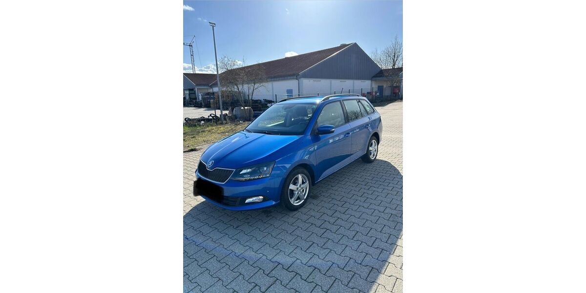 Skoda Fabia 90.000 km 9.999 &euro; Buchen 74722
