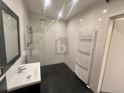 ATTRAKTIVES WOHNEN IN STADTNÄHE 3 zimmer