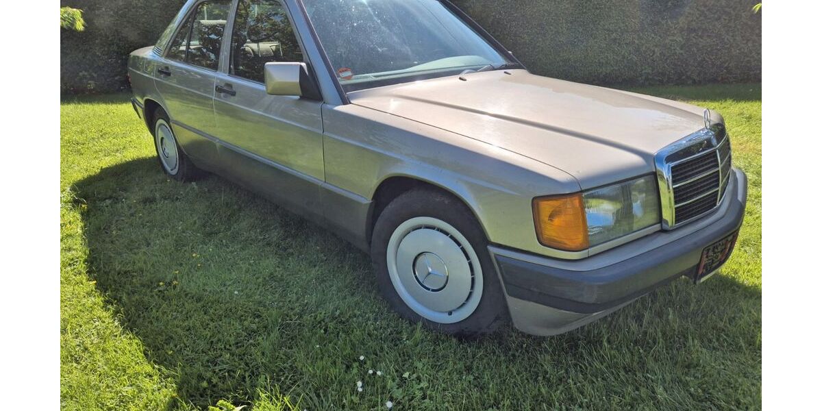 Mercedes-Benz 190 152.500 km 8.500 &euro; Marienberg 09496