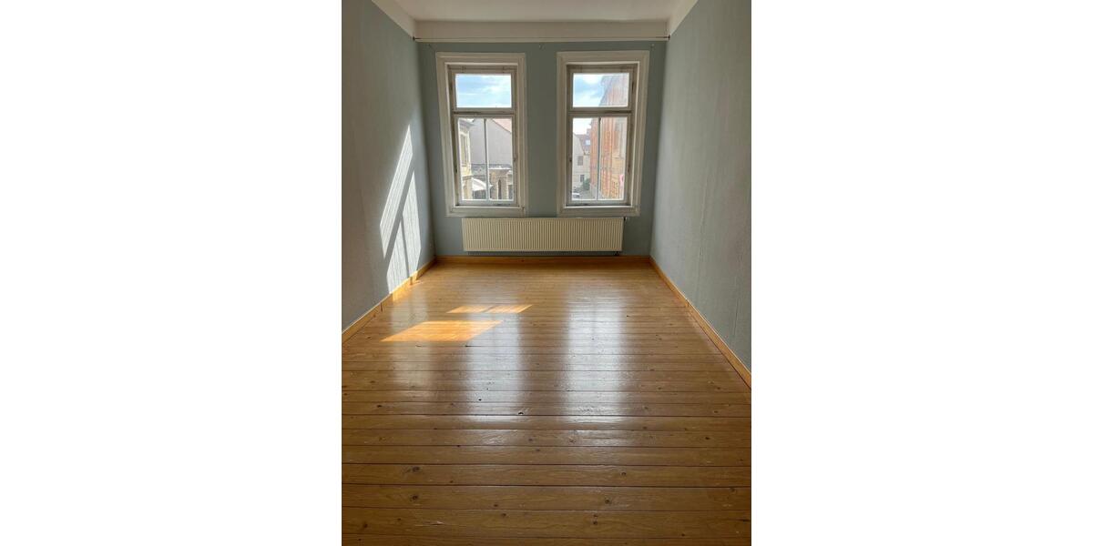 Etagenwohnung Weimar - 3 Zimmer, 120 m&sup2;, 950&euro; | Angebot:26413444