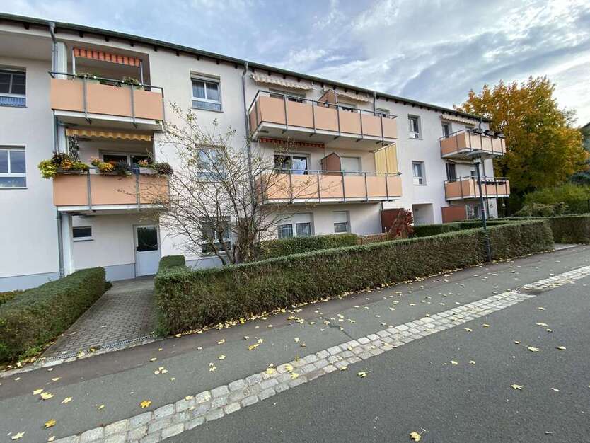 Wohnung zum Mieten in Hohenmölsen 357 € 51 m²