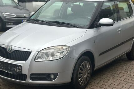 Skoda Fabia 101.219 km 2.899 &euro; Kernen im Remstal 71394