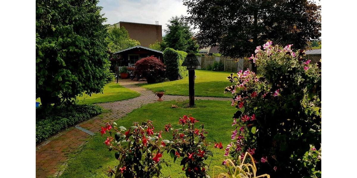Einfamilienhaus Rhauderfehn - 16 Zimmer, 360 m&sup2;, 399.000&euro; | Angebot:26524652