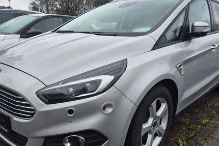 Ford S-Max 87.000 km 11.900 &euro; Detmold 32756
