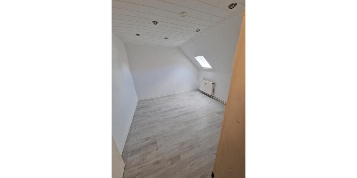 !!!BarsinghausenStadt,DG,115m²,Ohne Maklerkosten KaufenEinziehen 5 zimmer