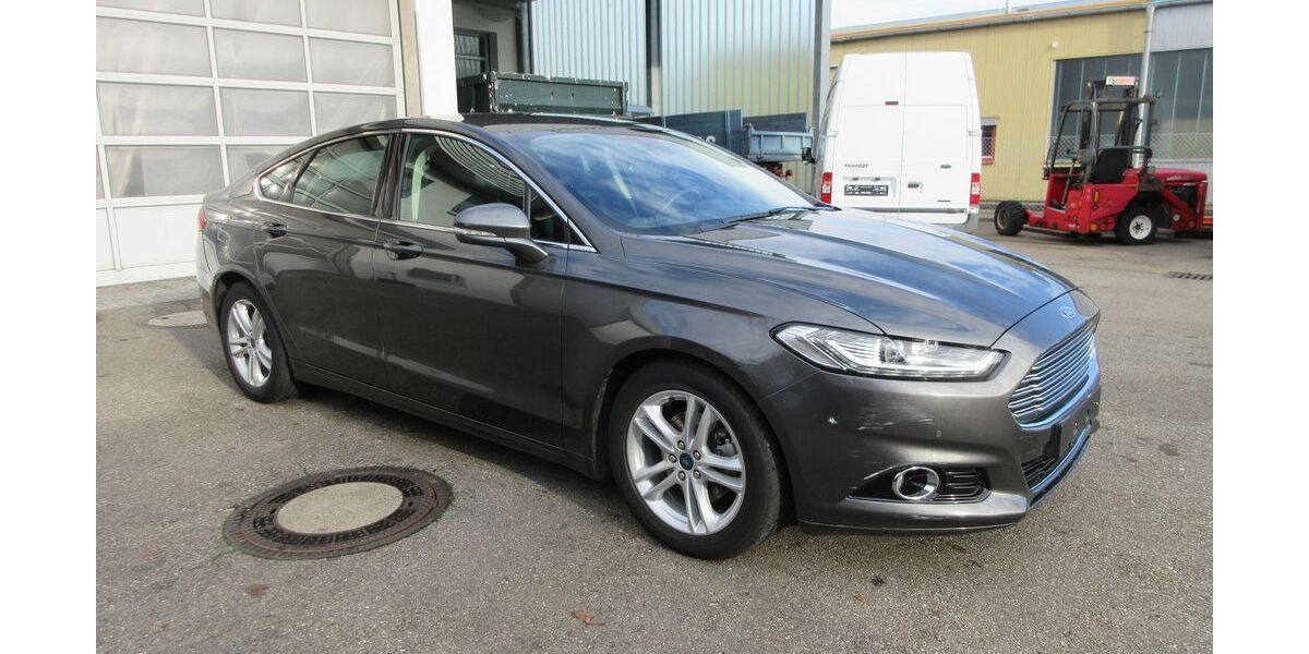 Ford Mondeo 70.093 km 9.900 &euro; Singen 78224