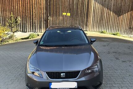 Seat Leon 126.734 km 8.950 &euro; Regen 94209