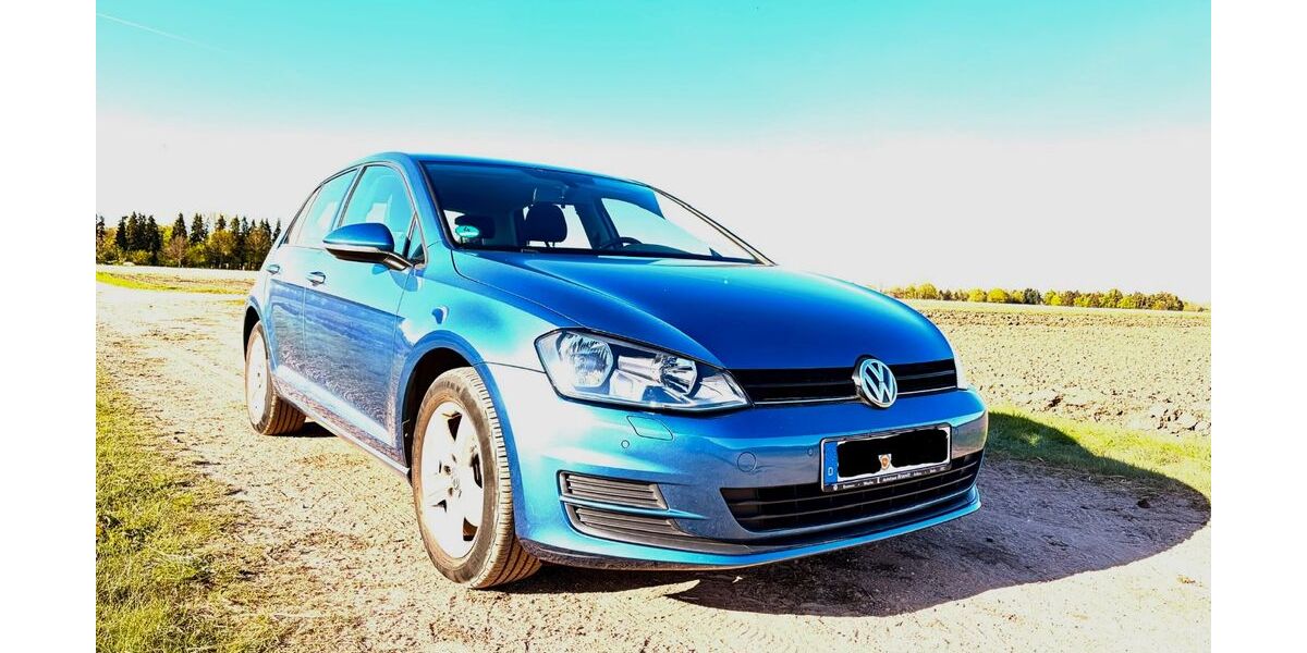 VW Golf 100.100 km 10.900 &euro; Geestland 27624
