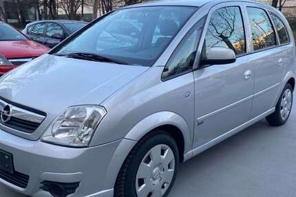 Opel Meriva 57.000 km 3.300 &euro; München 80809