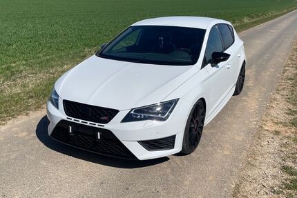 Seat Leon 79.500 km 19.900 &euro; Würzburg 97082