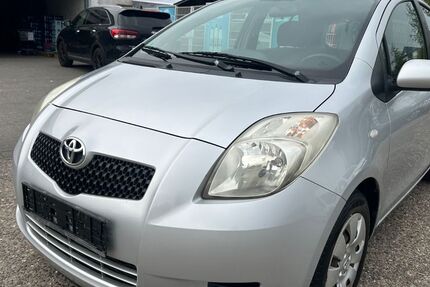 Toyota Yaris 136.000 km 3.290 &euro; Münster 48157