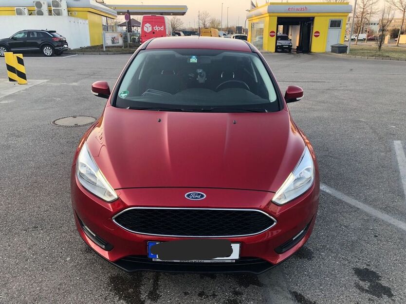 Ford Focus 182.000 km 6.250 € Neufahrn 85375
