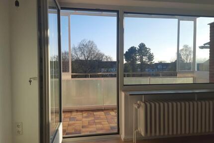 Helle frisch renovierte 70m² Etagenwohnumg im 2.OG