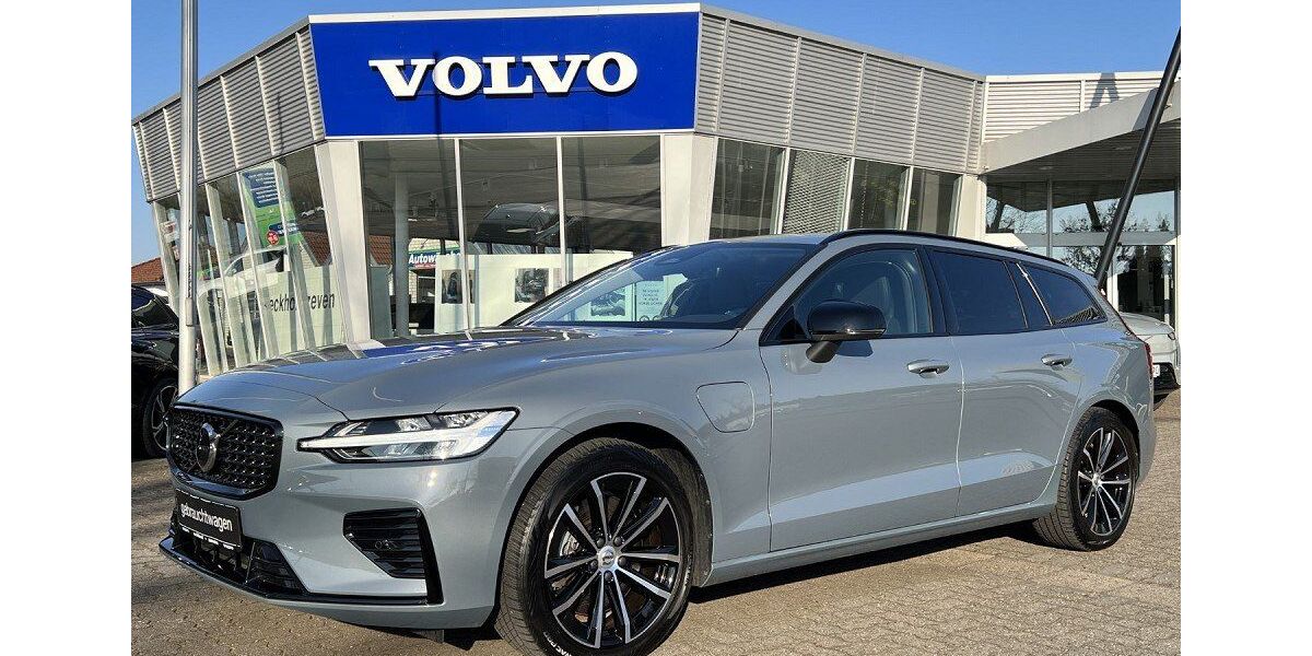 Volvo V60 24.200 km 36.880 € Zeven 27404