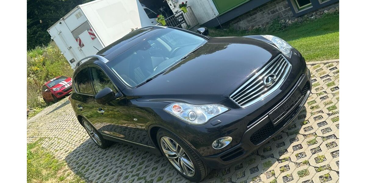 INFINITI QX50 115.000 km 16.990 &euro; Westerburg 56457