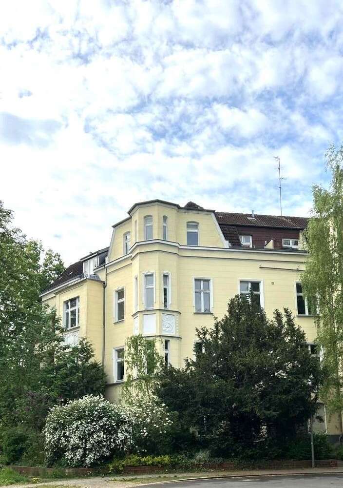 Haus zum Kaufen in Berlin 4.300.000 € 1339 m²