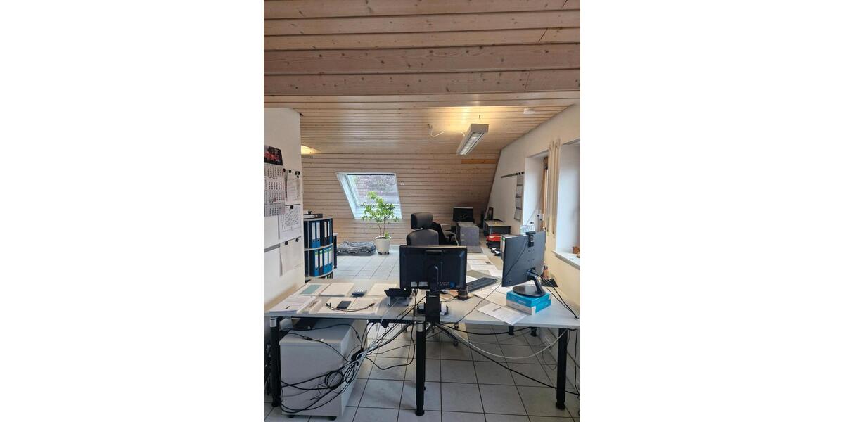 Gewerbeobjekt Kolitzheim - 695&euro; | Angebot:23002886