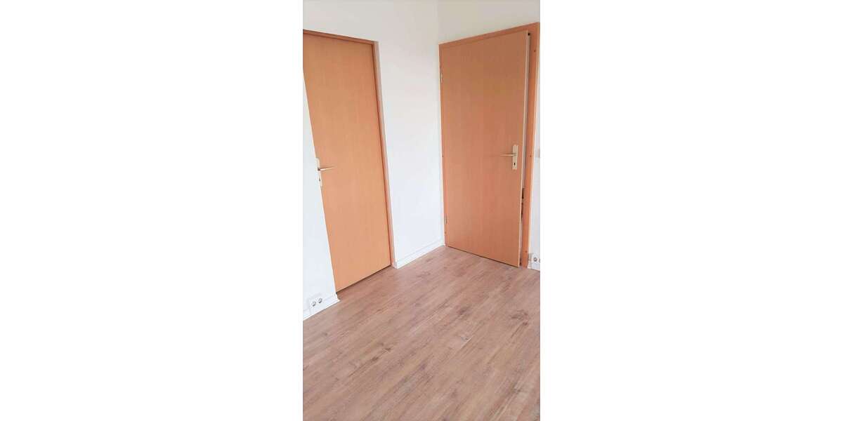 NEU - frisch renovierte 3 Zimmer mit Balkon und Einbauküche! Flexibel ab 6 Monate zu vermieten. - Appartement Annaburg | Angebot:17600958