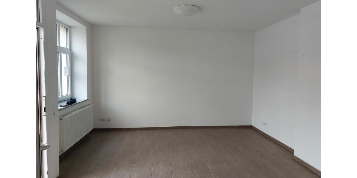 Einfamilienhaus Markneukirchen - 6 Zimmer, 200 m&sup2;, 98.000&euro; | Angebot:26444338