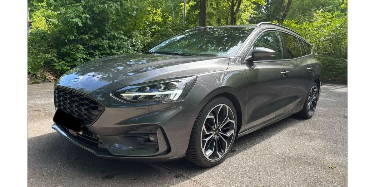 Ford Focus 65.100 km 15.990 &euro; Hamburg 21149