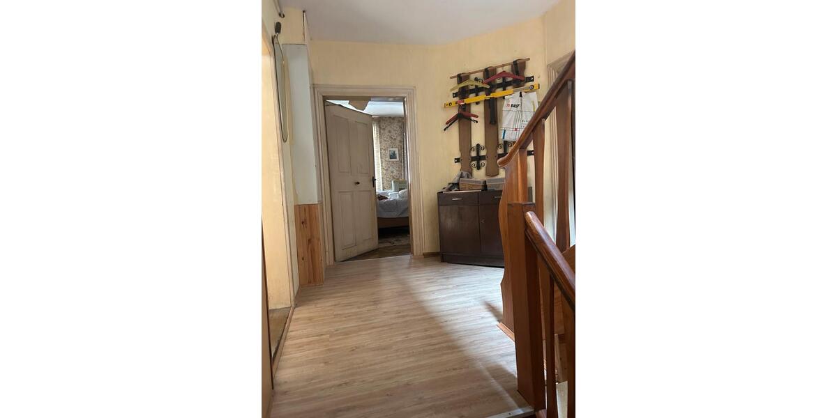 Einfamilienhaus Kusel - 11 Zimmer, 225 m&sup2;, 160.000&euro; | Angebot:26413367