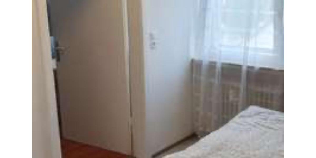 Dachgeschoßwohnung Oberderdingen - 3 Zimmer, 63 m&sup2;, 180.000&euro; | Angebot:24561147