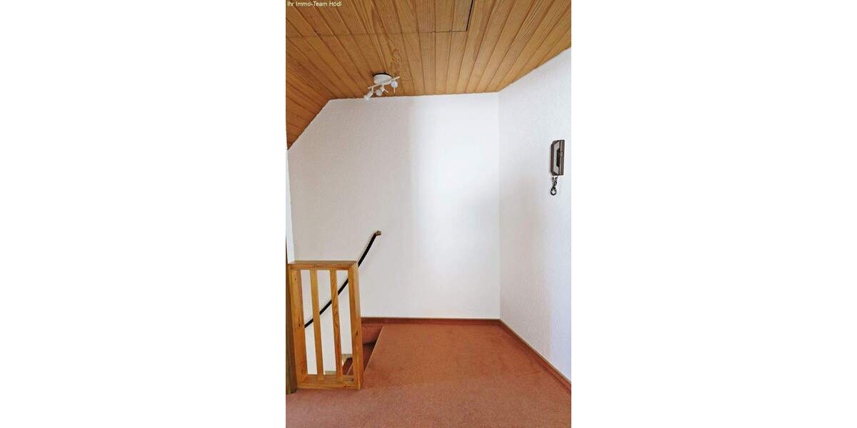 Etagenwohnung Reutlingen Ohmenhausen - 3 Zimmer, 70 m&sup2;, 530&euro; | Angebot:24992183