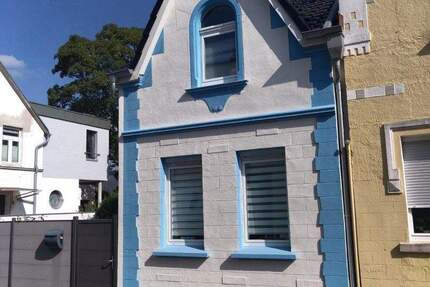 Kl. Haus ca. 100 qm, 2,5 ZKDB mit Garten u. Stellplatz, Nähe Bonn, Bad Honnef für 1-2 Personen 2 zimmer