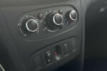 Dacia Sandero Stepway Celebration NAVIGATION/TEMPOMAT 29.280 km 8.900 &euro; Villingen-Schwenningen 78054