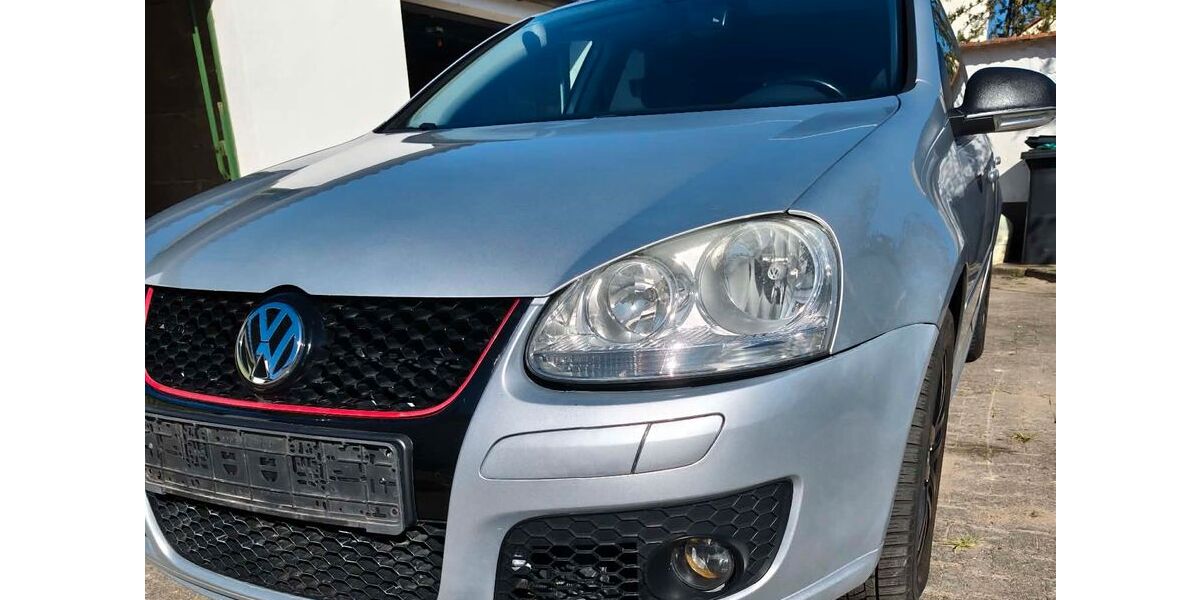 VW Golf 121.000 km 3.100 &euro; Maxdorf 67133