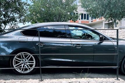 Audi A5 135.000 km 19.990 &euro; Ummendorf 88444