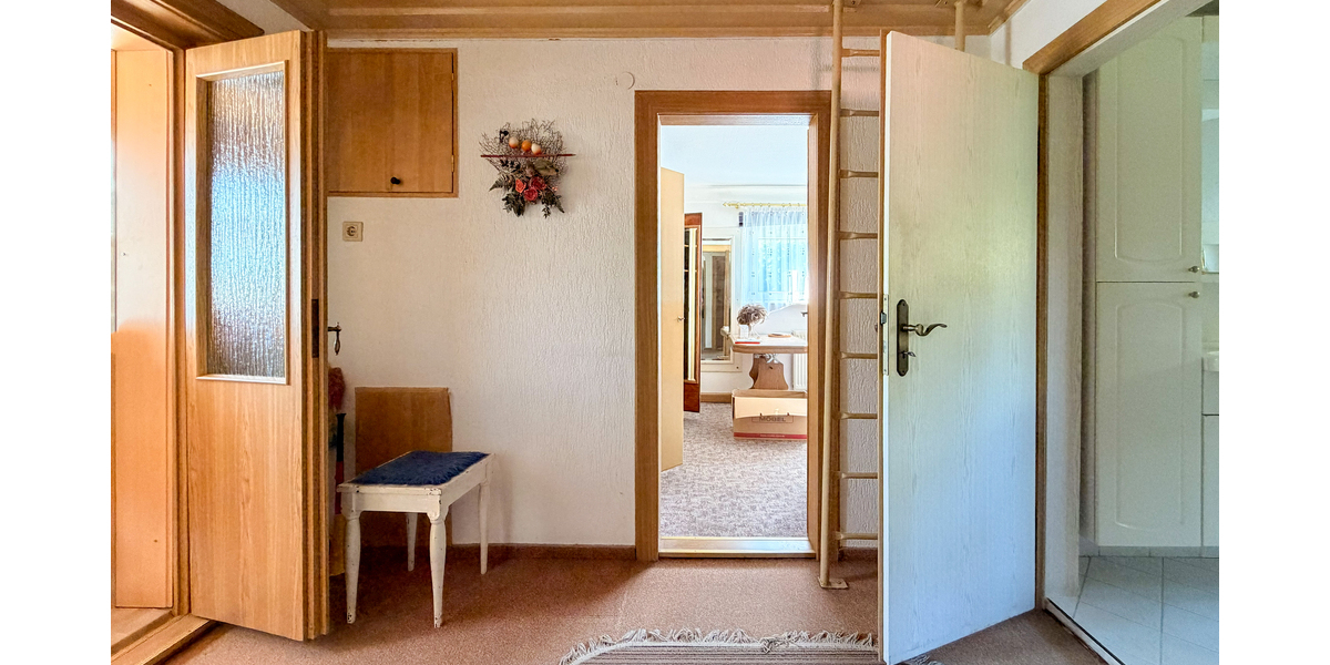 Ihr privates Refugium – Einfamilienhaus mit Poolhaus, Wintergarten und viel Platz! *Provisionsfrei - Einfamilienhaus Gera Lusan | Angebot:27212518