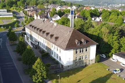 Büro in Hemer 1.250 € 177 m² zimmer